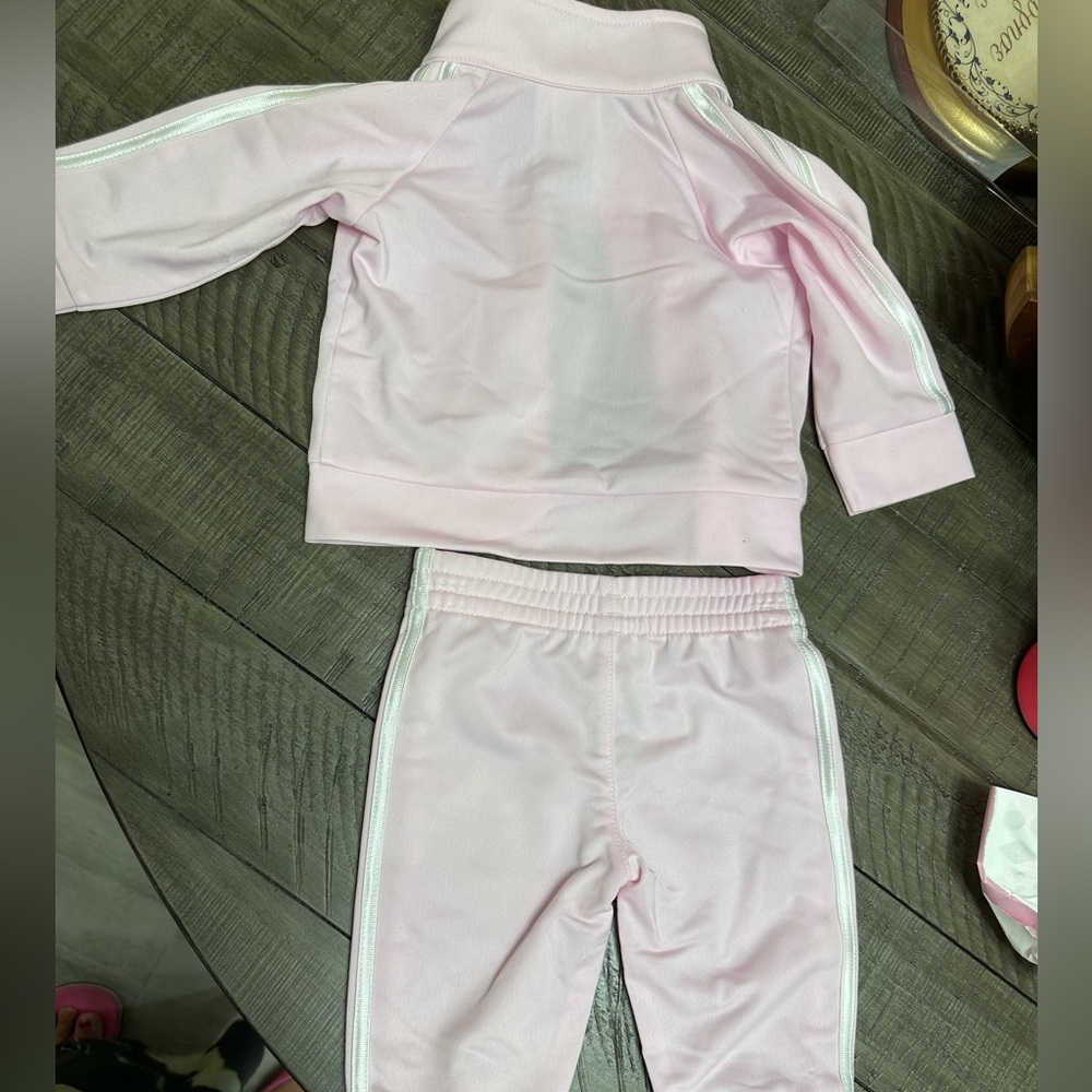 Brand new 3m pale pin adidas track set